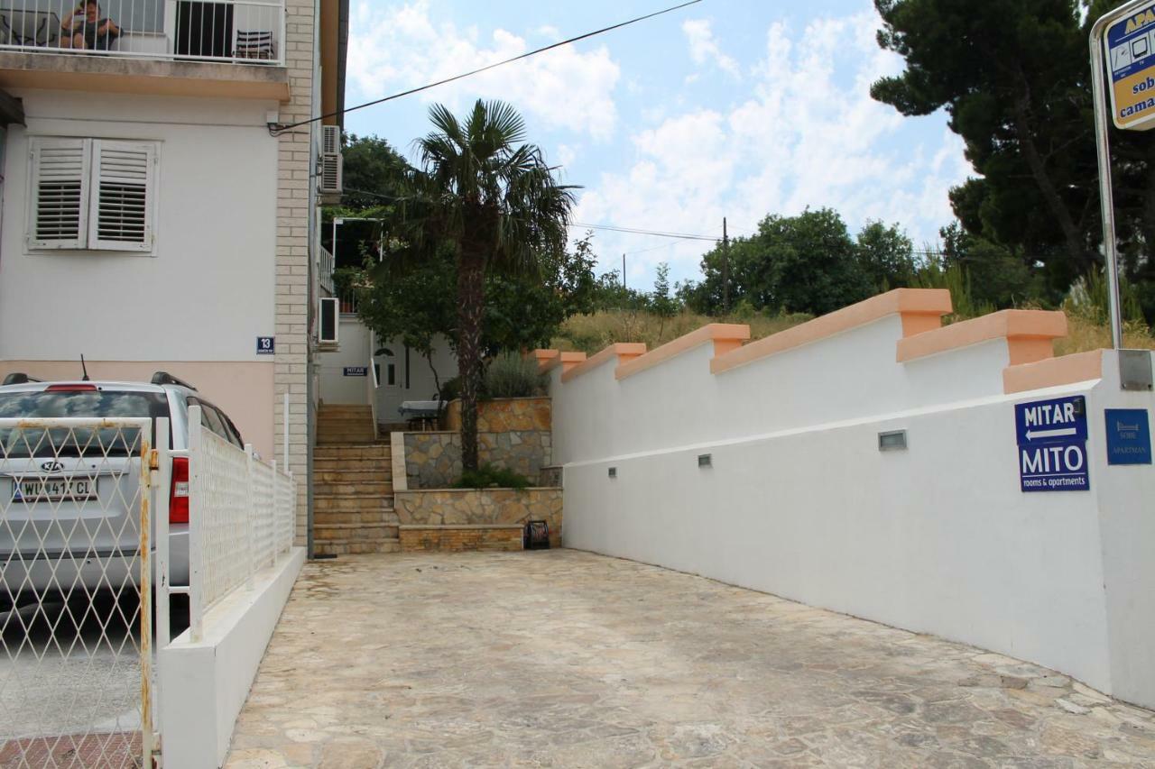 Mito Rooms And Apartments Trogir Exterior photo